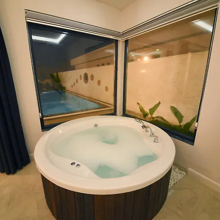 Villa Twin House
